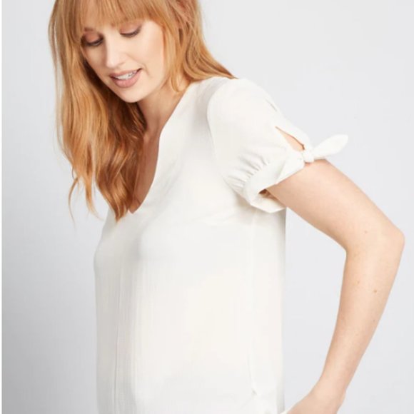 MODCLOTH | White V-Neck Short Sleeve Blouse with Tie Details - Picture 1 of 4